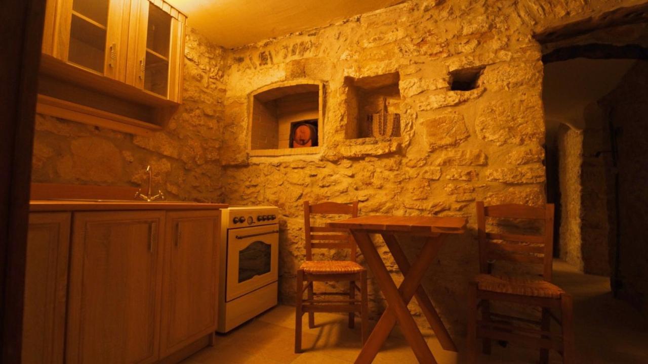 Kythera Secrets Suites Viaradika Εξωτερικό φωτογραφία
