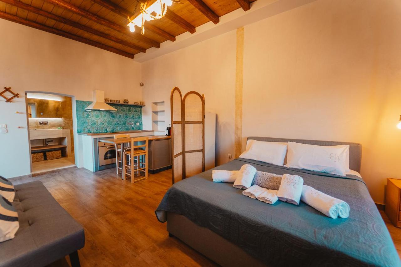 Kythera Secrets Suites Viaradika Εξωτερικό φωτογραφία